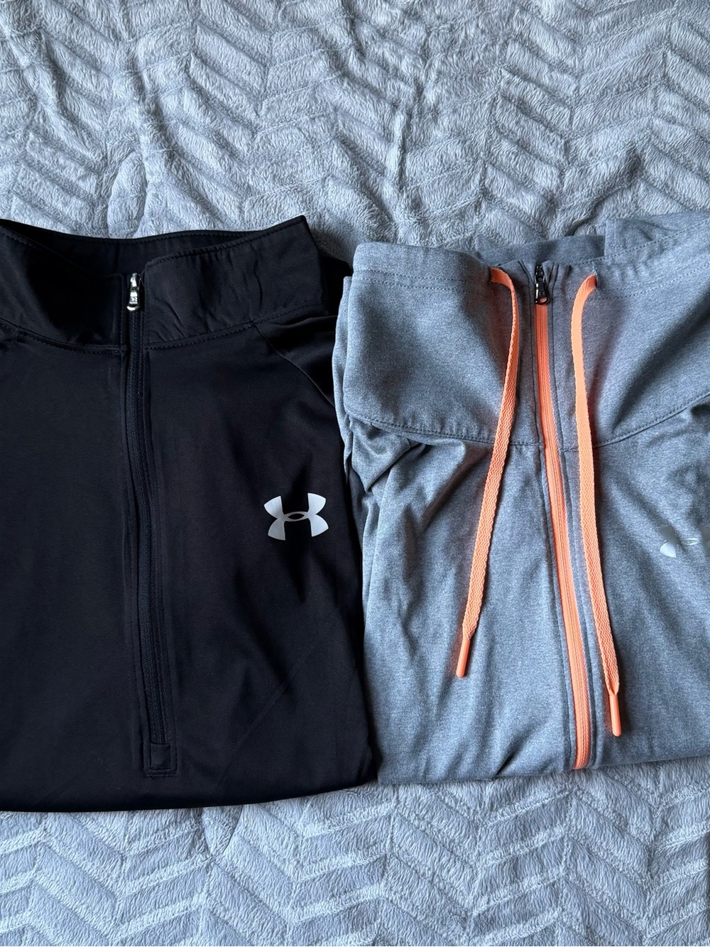 Under Armour Women’s Loose Fit Heat Gear.